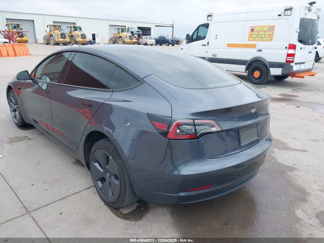 2023 TESLA MODEL 3 5YJ3E1EA9PF665559 Photo 2