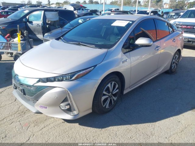 2019 TOYOTA PRIUS PRIME JTDKARFP0K3114404 Photo 1