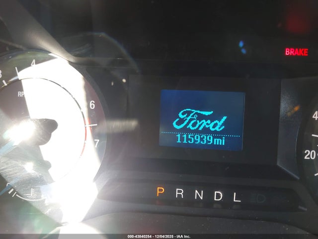 Ford FUSION S 2018 3FA6P0G72JR125145 Image 16