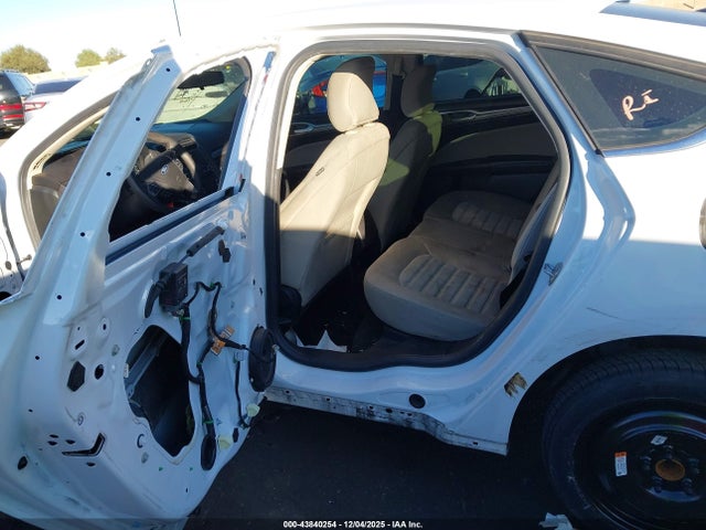 Ford FUSION S 2018 3FA6P0G72JR125145 Image 8
