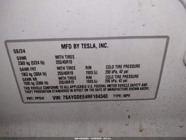 2024 TESLA MODEL Y 7SAYGDEE4RF184340 Photo 8
