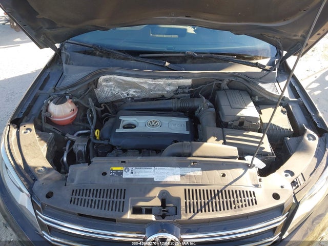 WVGVV7AX7HK031401 Volkswagen Tiguan 2.0t Sel