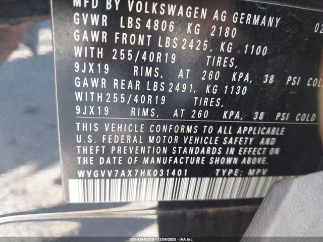 WVGVV7AX7HK031401 Volkswagen Tiguan 2.0t Sel