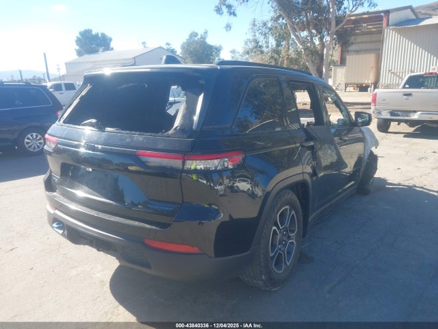 1C4RJYC61N8716725 Jeep Grand Cherokee 4xe Trailhawk