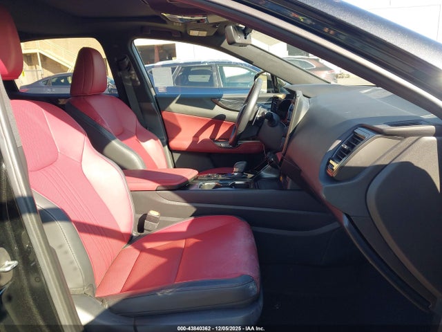 2022 LEXUS NX 350H JTJGKCEZXN5004730 Photo 4