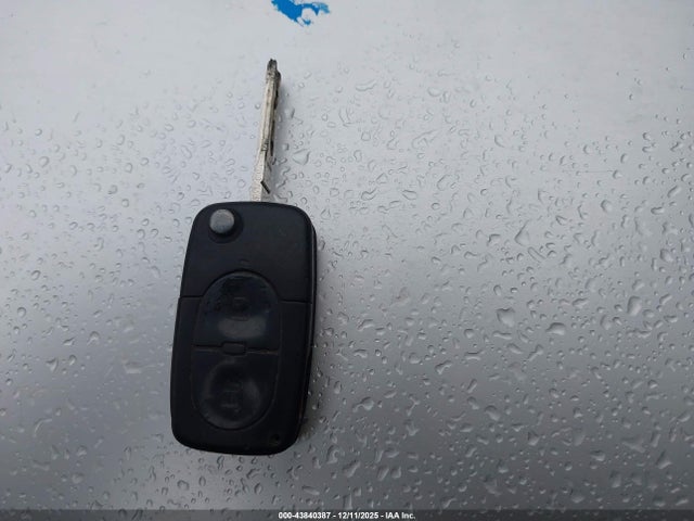 1998 AUDI A4 WAUDD28D7WA187763 Photo 10