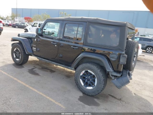 2018 JEEP WRANGLER UNLIMITED 1C4HJXEG7JW308120 Photo 2