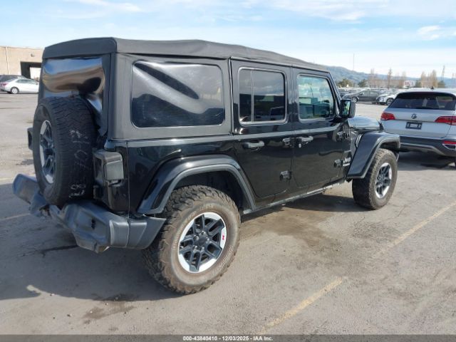 2018 JEEP WRANGLER UNLIMITED 1C4HJXEG7JW308120 Photo 3