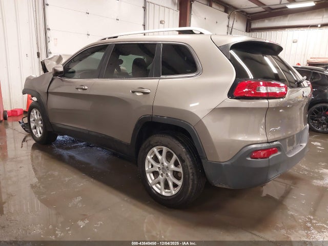 1C4PJMCBXHW639673 Jeep Cherokee Latitude 4x4