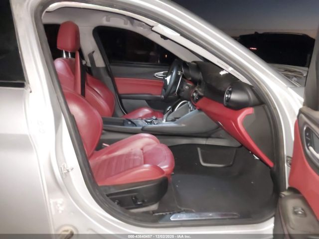 2019 ALFA ROMEO GIULIA ZARFAMBN8K7600868 Photo 4
