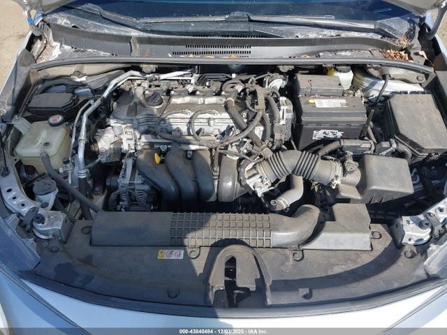 JTDHPRAE6LJ010978 Toyota COROLLA LE