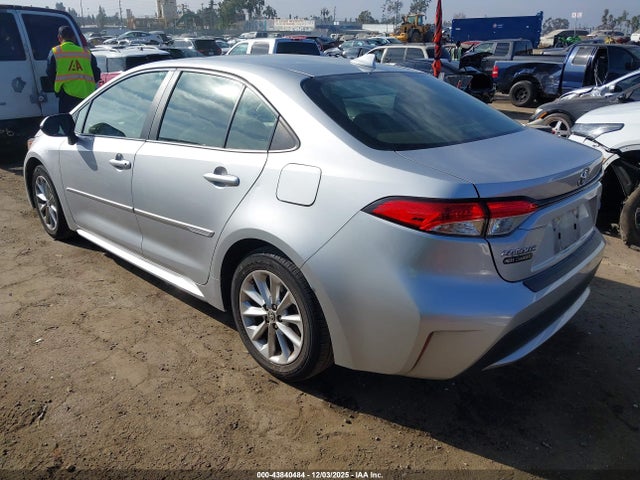 JTDHPRAE6LJ010978 Toyota COROLLA LE