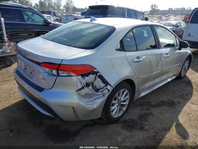 JTDHPRAE6LJ010978 Toyota COROLLA LE
