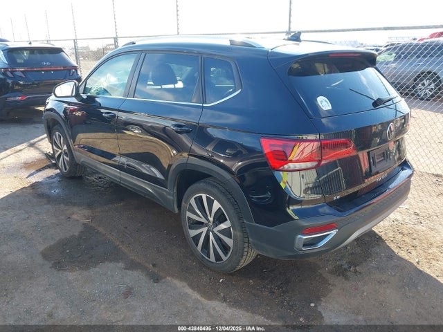 2022 VOLKSWAGEN TAOS 3VVTX7B2XNM012260 Photo 2