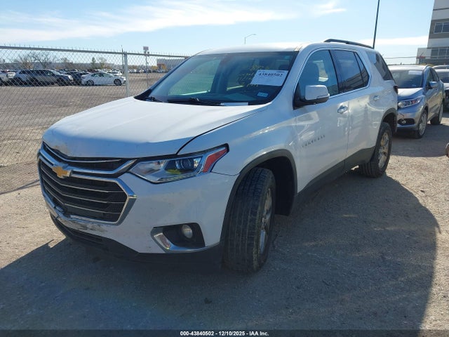 Продажа на аукционе авто 2021 Chevrolet Traverse Awd Lt Leather, vin: 1GNEVHKW6MJ231080, номер лота: 43840502