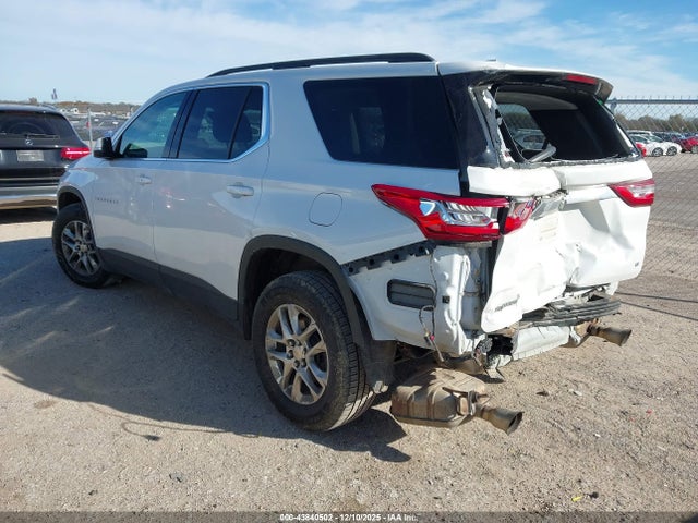 Продажа на аукционе авто 2021 Chevrolet Traverse Awd Lt Leather, vin: 1GNEVHKW6MJ231080, номер лота: 43840502