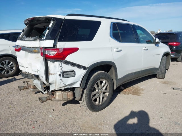 Продажа на аукционе авто 2021 Chevrolet Traverse Awd Lt Leather, vin: 1GNEVHKW6MJ231080, номер лота: 43840502