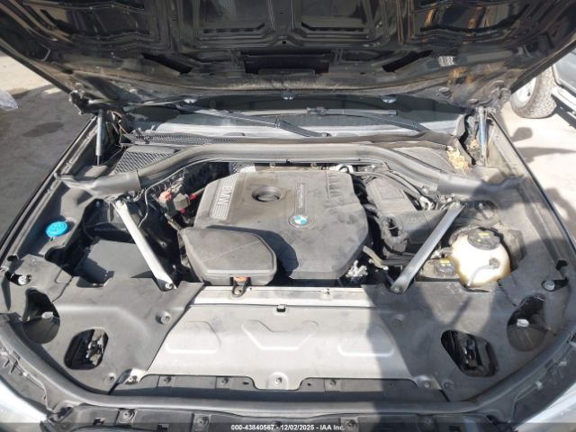 2018 BMW X3 5UXTR9C57JLC73498 Photo 9