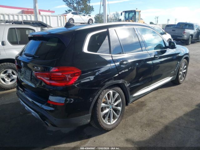 2018 BMW X3 5UXTR9C57JLC73498 Photo 3