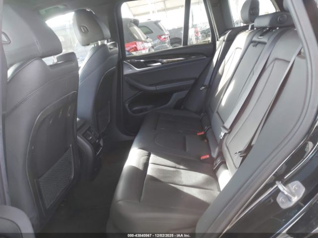 2018 BMW X3 5UXTR9C57JLC73498 Photo 7