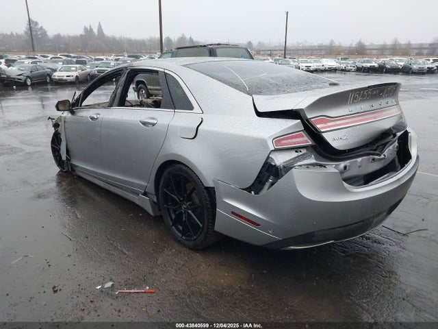 2020 LINCOLN MKZ 3LN6L5F96LR614264 Photo 2