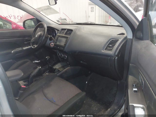 2019 MITSUBISHI OUTLANDER SPORT JA4AP3AU8KU001390 Photo 4