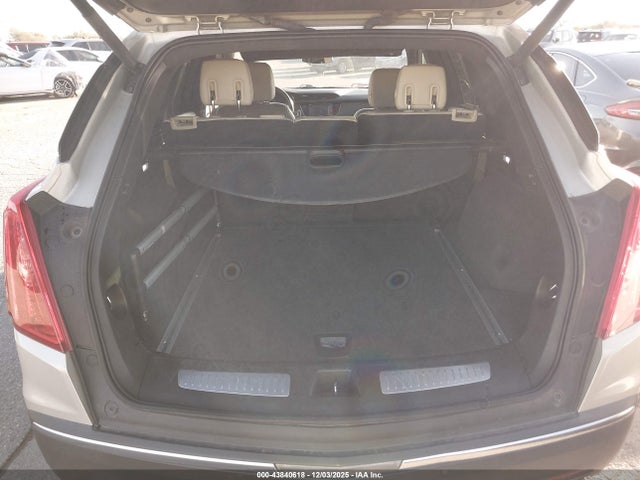 1GYKNCRS4HZ101897 Cadillac Xt5 Premium Luxury
