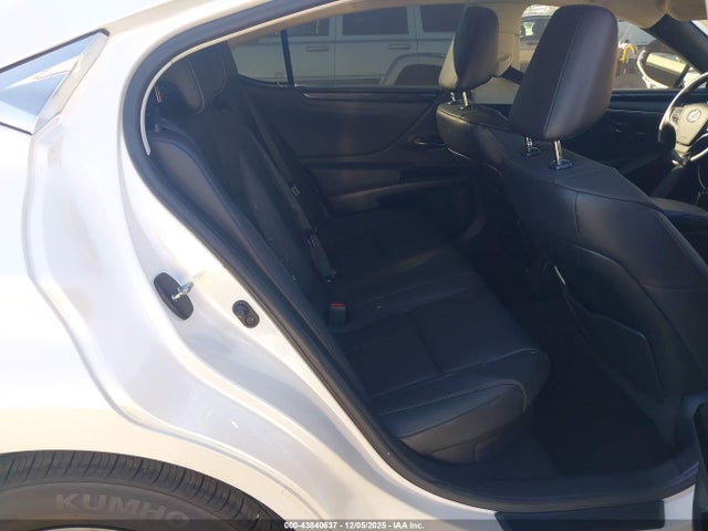 Lexus ES 300H 2022 58ACA1C14NU024035 Image 8