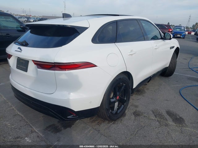 2021 JAGUAR F-PACE SADCJ2EX1MA665375 Photo 3