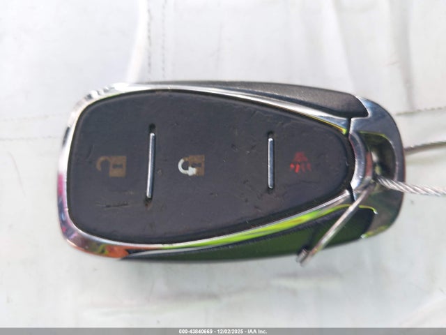 1GNERFKW2KJ316231 Chevrolet Traverse Ls