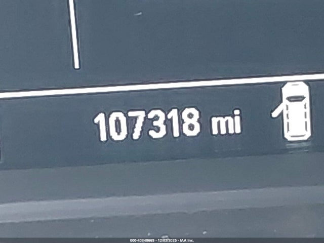 1GNERFKW2KJ316231 Chevrolet Traverse Ls