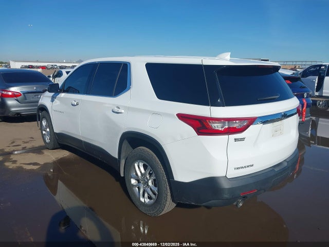 1GNERFKW2KJ316231 Chevrolet Traverse Ls