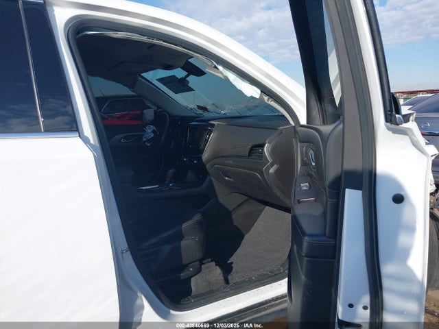 1GNERFKW2KJ316231 Chevrolet Traverse Ls