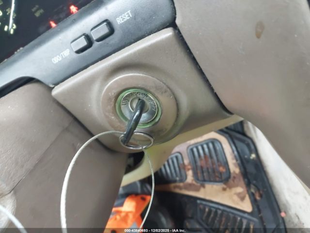 1996 LEXUS LS JT8BH22F6T0038169 Photo 10