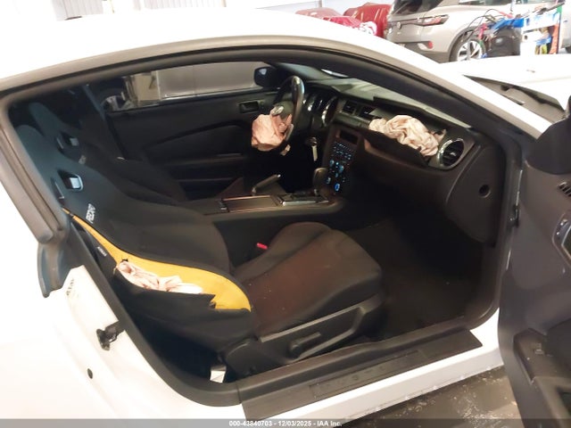 1ZVBP8AM5E5248434 Ford Mustang V6