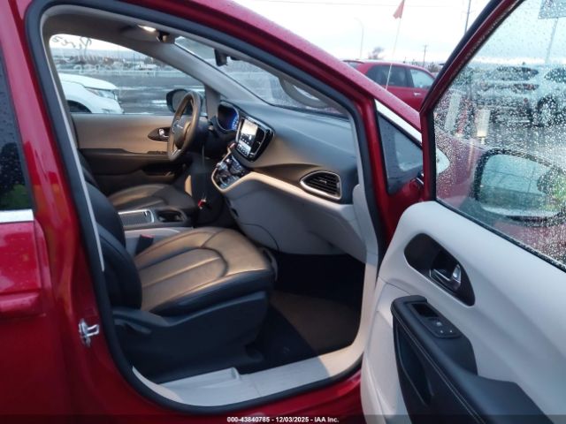2024 CHRYSLER PACIFICA 2C4RC1BG6RR182160 Photo 4
