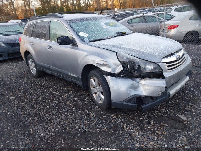 2010 Subaru Outback 2.5i Limited მანქანა იყიდება აუქციონზე, vin: 4S4BRBKC4A3381400, აუქციონის ნომერი: 43840833