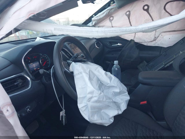3GNAXKEV5KS534095 Chevrolet EQUINOX LT