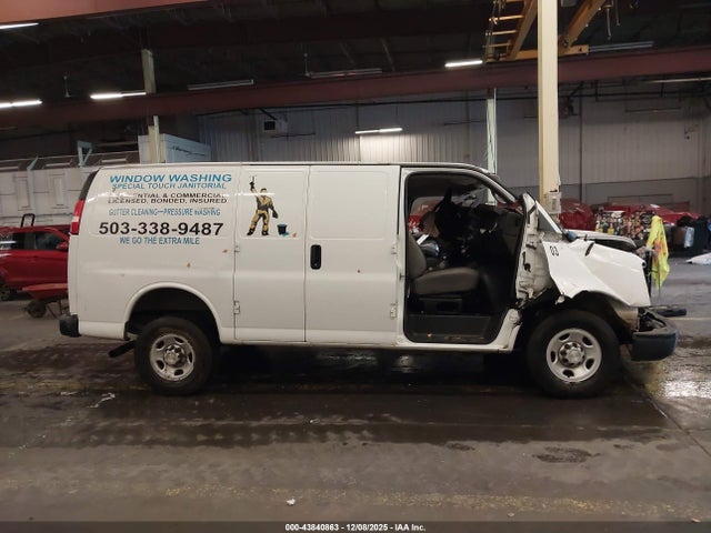 Chevrolet Express 2500 Work Van 2015 1GCWGFFF3F1233443 Image 12