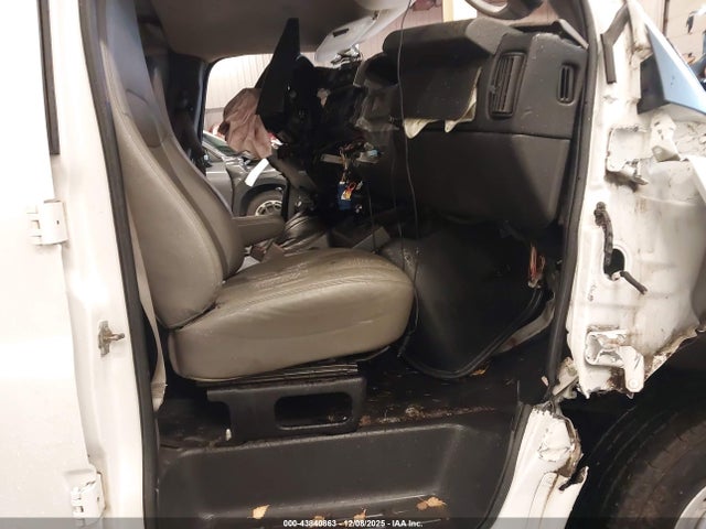 Chevrolet Express 2500 Work Van 2015 1GCWGFFF3F1233443 Image 5
