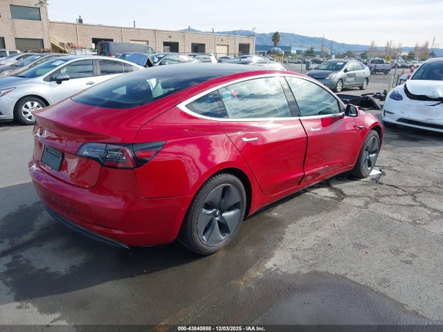 2018 TESLA MODEL 3 5YJ3E1EA6JF005356 Photo 3
