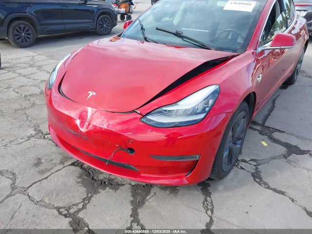 2018 TESLA MODEL 3 5YJ3E1EA6JF005356 Photo 5
