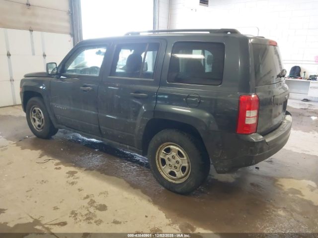 2014 JEEP PATRIOT 1C4NJPBA3ED715159 Photo 2