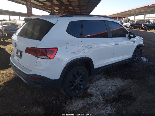 3VVCX7B29NM000584 Volkswagen Taos 1.5t S
