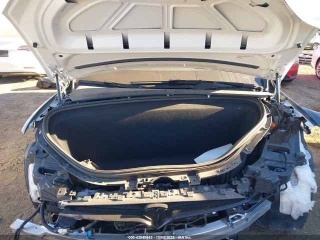 2023 TESLA MODEL X 7SAXCBE58PF378409 Photo 9