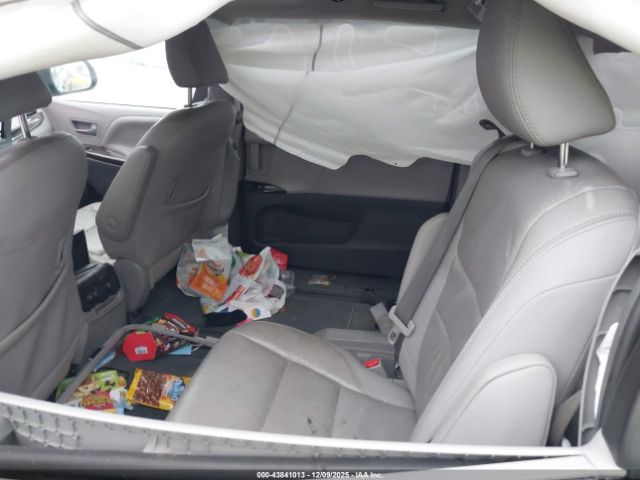 2018 TOYOTA SIENNA 5TDYZ3DC9JS925387 Photo 7