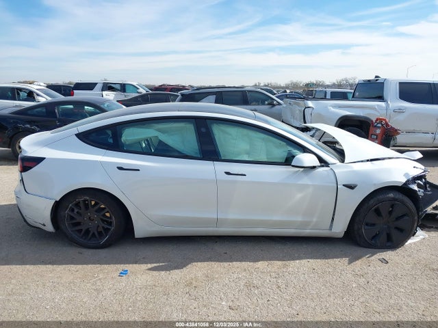 5YJ3E1EB2RF822022 Tesla Model 3 Long Range Dual Motor All-wheel Drive