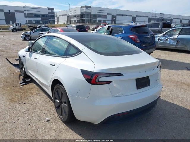 2024 TESLA MODEL 3 5YJ3E1EB2RF822022 Photo 2