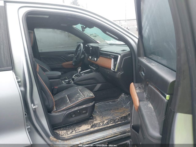 1GTP6DEK2P1128324 GMC Canyon 4wd Short Box At4
