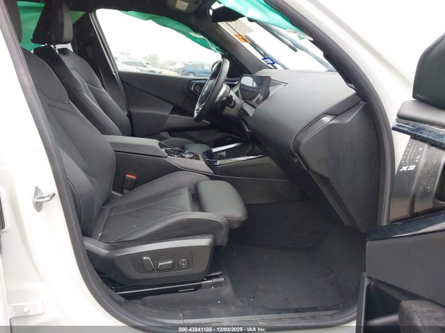 2025 BMW X3 5UX53GP06S9Y88648 Photo 4